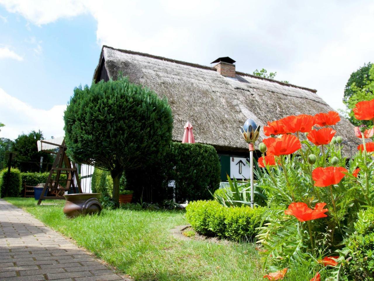 Welcoming Holiday Home In Gegensee Near Szczecin Lagoon Ahlbeck  Exterior photo